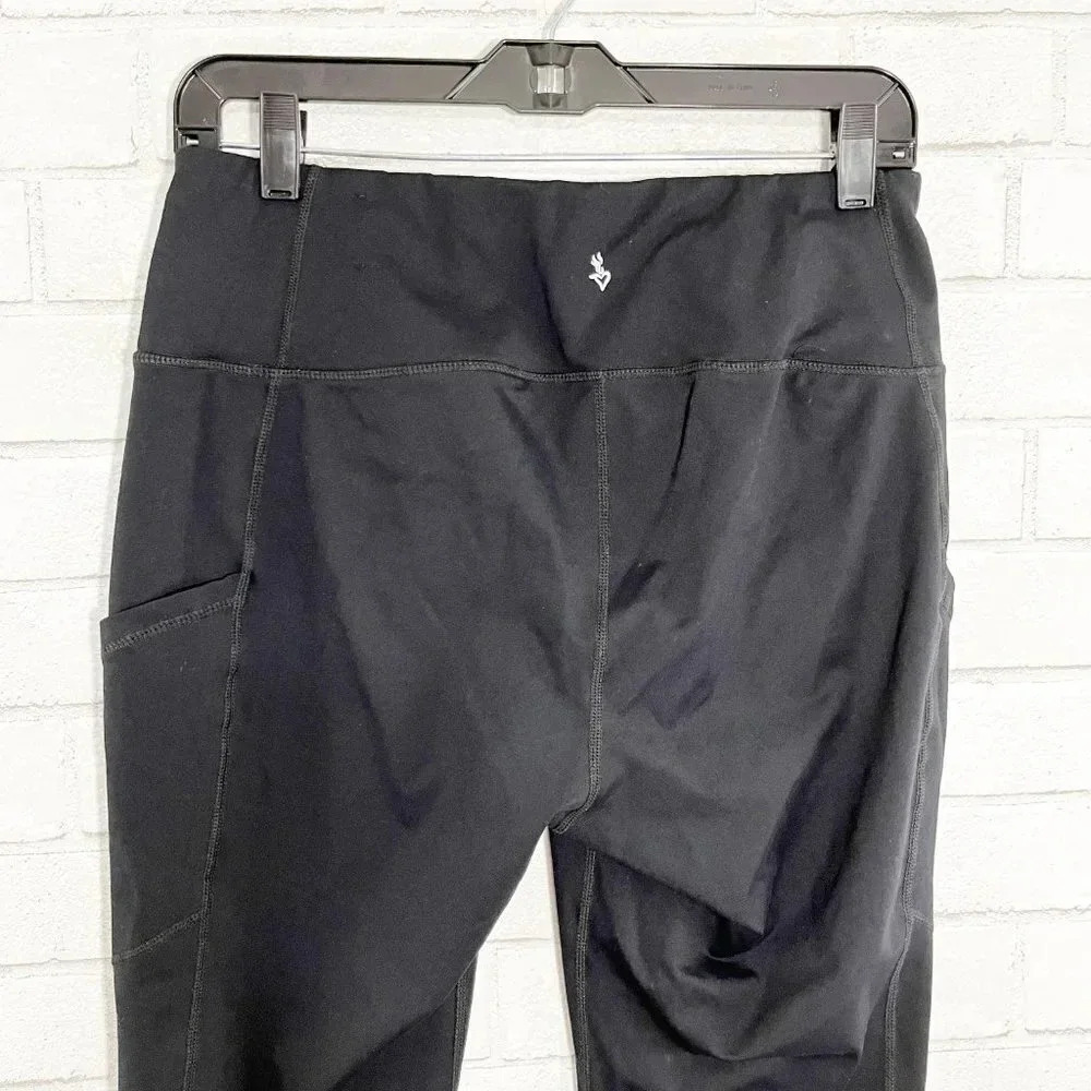 Torrid Black Athletic High Rise Capri Leggings Women's Size 1X - Picture 5 of 8